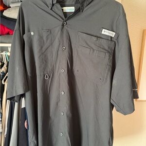 Columbia Men's Black Casual Button Down Shirt